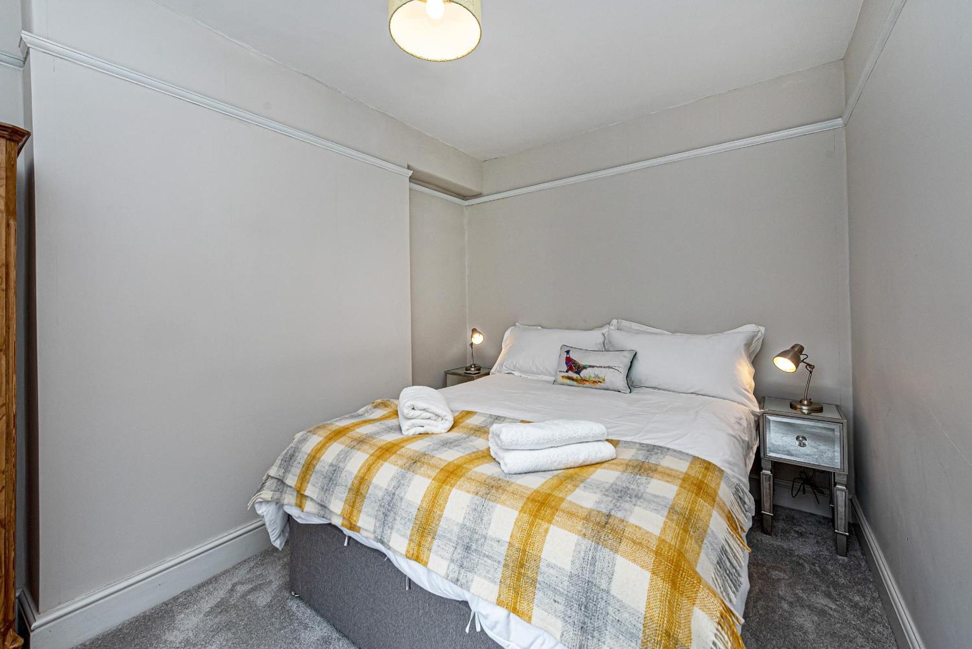 돌겔라우 Character Townhouse In Town Centre & Superb Views 빌라 외부 사진