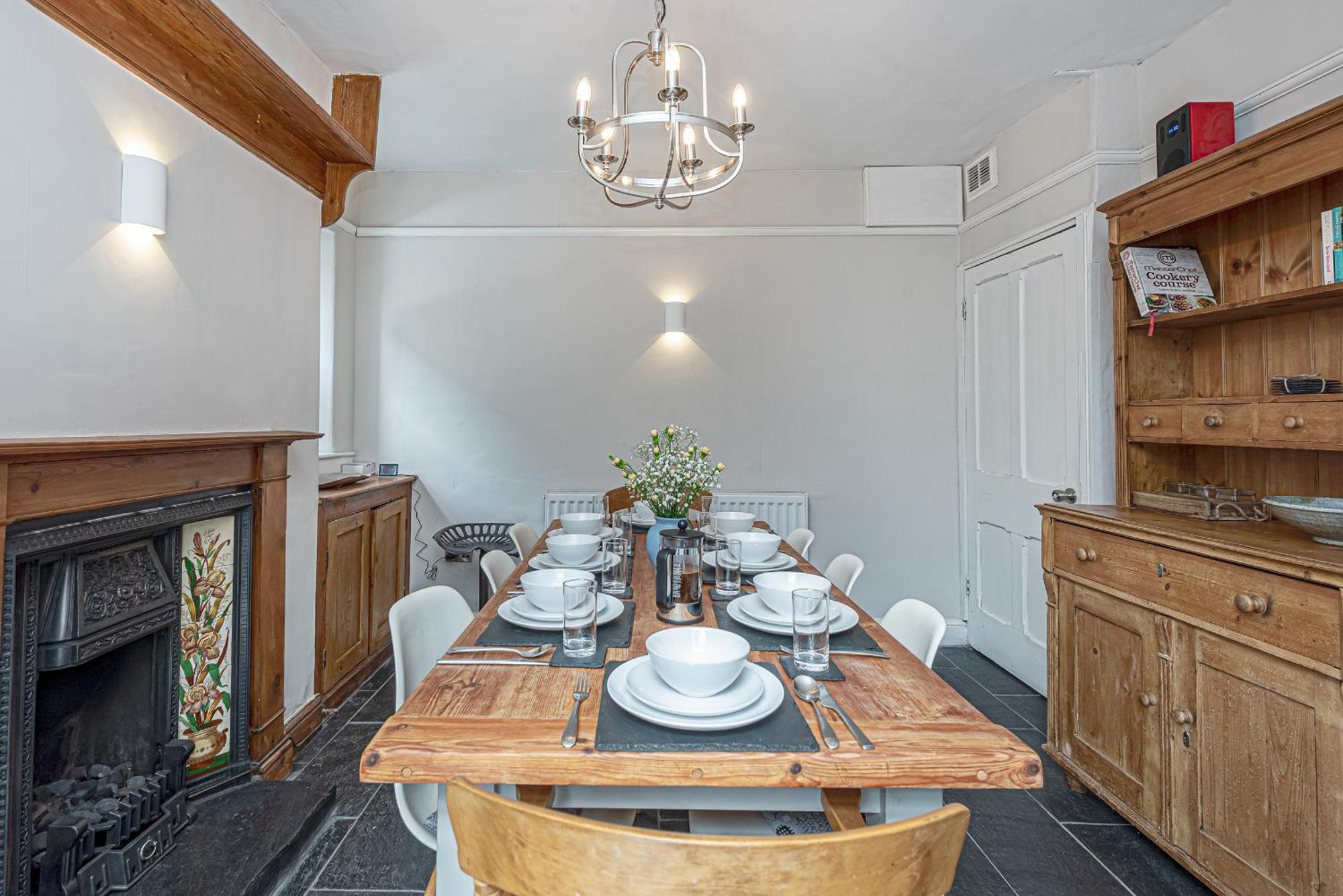 돌겔라우 Character Townhouse In Town Centre & Superb Views 빌라 외부 사진